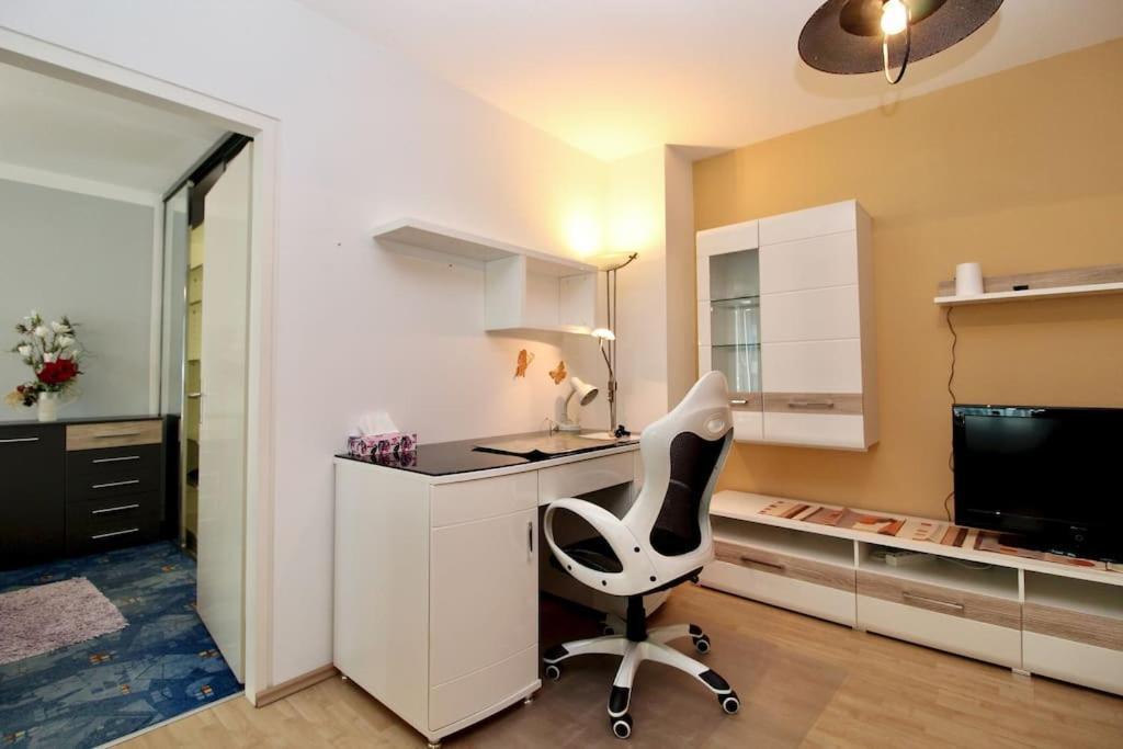 Appartement Cozy Free Parking Wenen